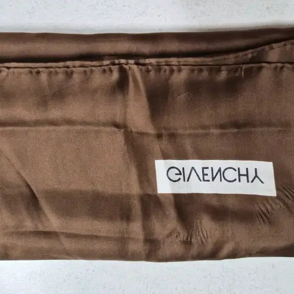 [BUNJANG] Givenchy 100% Silk Scarf / 지방시 실크100%지방시 스카프