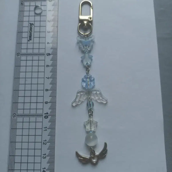 [BUNJANG] Sky Blue Cloud & Wings Beaded Keychain / 구름 위 날개 컨셉 연한 하늘색 비즈 키링