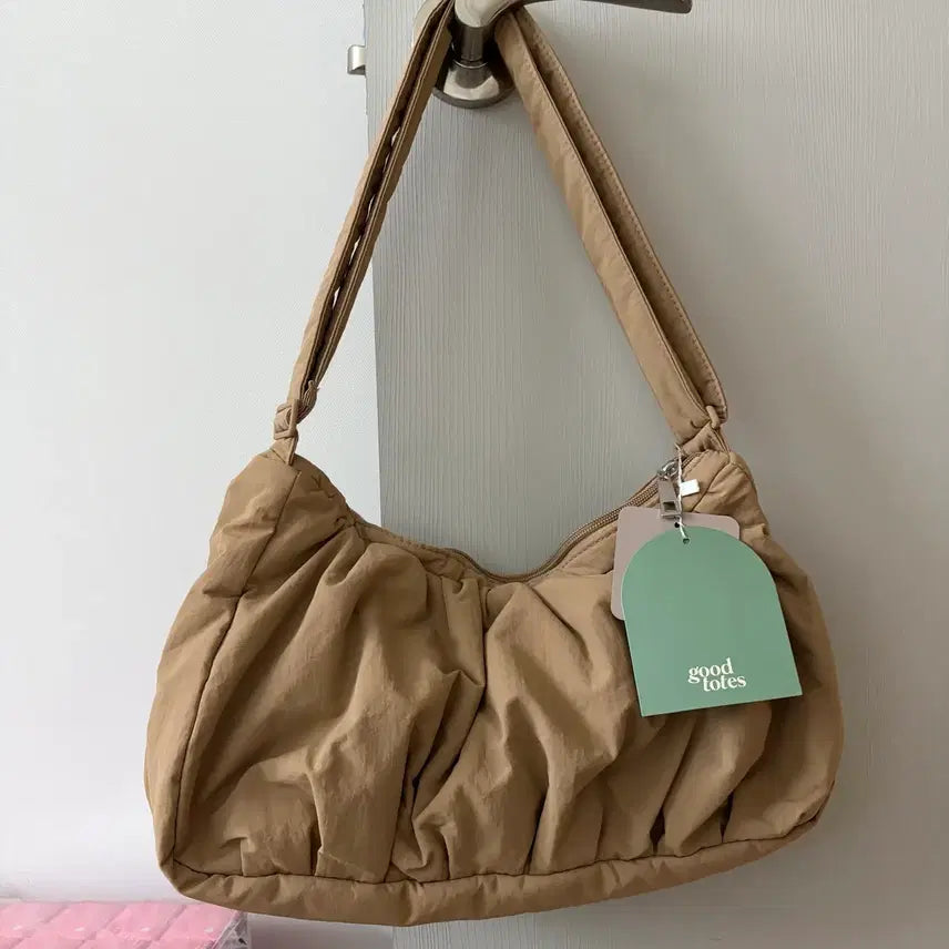 [BUNJANG] TACO Goods Croissant Daily Bag / 택o 굿토드즈 크루아상 데일리백