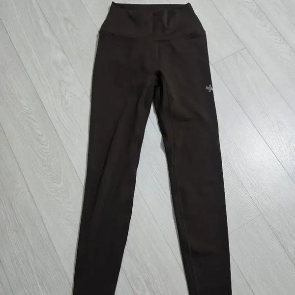 [BUNJANG] Xexymix Leggings S Brown Silver Logo / 젝시믹스 레깅스 S