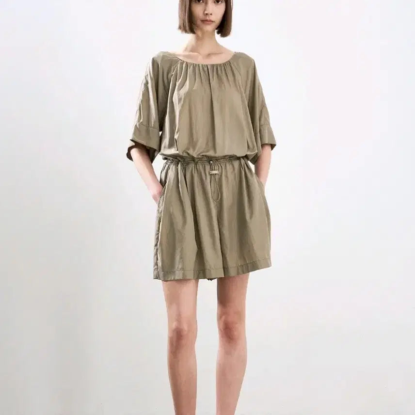 [BUNJANG] 2025 System Drawstring Shirring Romper / 2025.시스템)드로우스트링 셔링 롬퍼