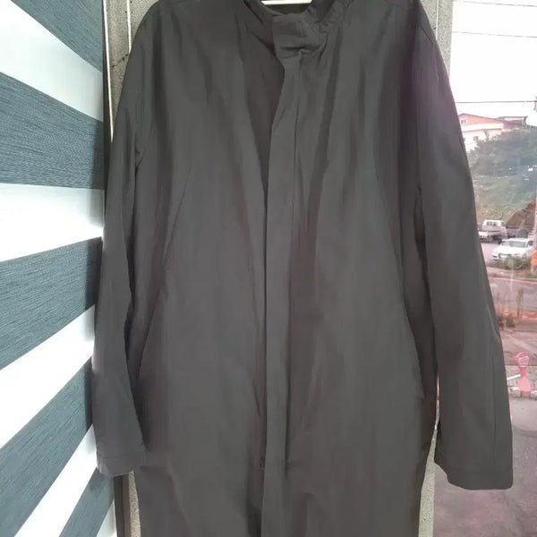 [BUNJANG] 8 Seconds Black Hidden Button Midi Coat Men's / 에잇세컨즈 블랙 화섬 히든 버튼 미디 코트 남성