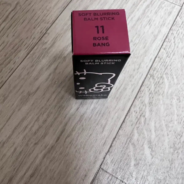 [BUNJANG] WakeMake Soft Blurring Balm Stick No. 11 Hello Kitty Edition / 웨이크메이크 소프트 블러링 밤 스틱 11호