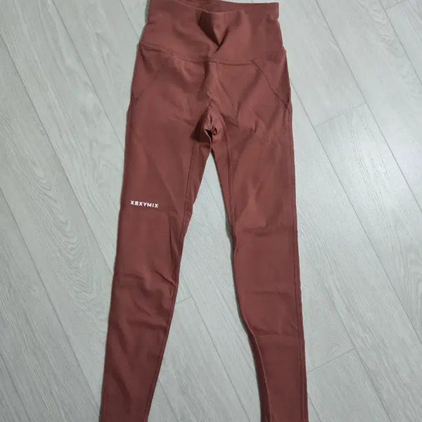 [BUNJANG] XEXYMIX Leggings Brick Red (S) / 젝시믹스 레깅스 S