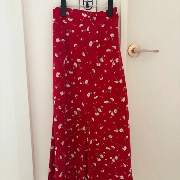 [BUNJANG] Modest Mood Red Flower Pattern Long Skirt / 모데스트무드 레드 플라워 패턴 스커트