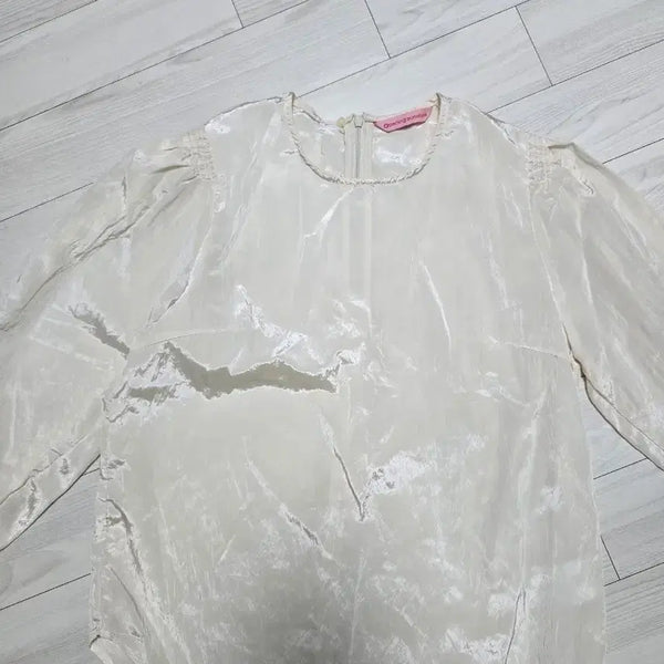 [BUNJANG] Opening Sunshine Ivory Metallic Blouse / 오프닝선샤인 블라우스 한번착용