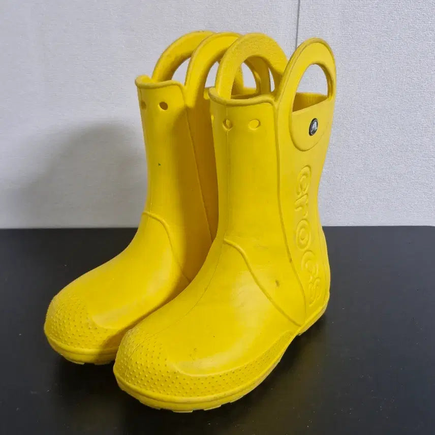 [BUNJANG] Crocs Kids Rain Boots Yellow (J3/220) / 크록스 키즈 레인부츠 옐로우(j3/220)
