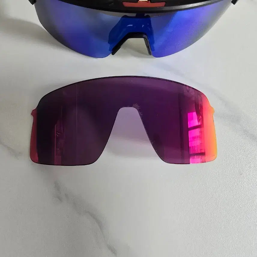 [BUNJANG] Oakley Sutro Lite Sunglasses with Compatible Lenses / 오클리 수트로 라이트 팝니다