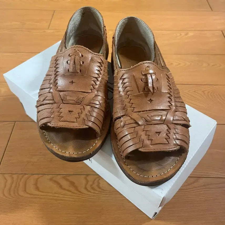 [BUNJANG] Chamula Leather Sandals / 차뮬라 샌들