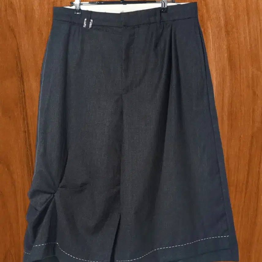 [BUNJANG] Ader Error Alviat Stitch Bermuda Pants / 아더에러 Alviat 스티치 버뮤다 팬츠