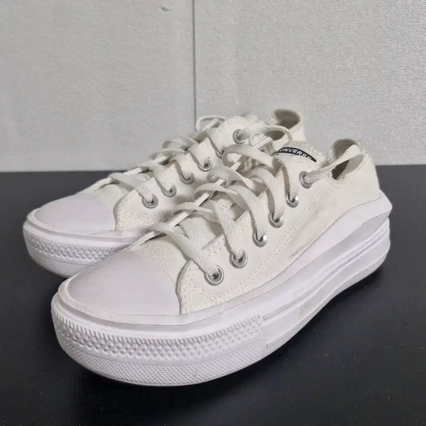 [BUNJANG] Converse Chuck Taylor All Star White Sneakers / 컨버스 척테일러 올스타 화이트(240)