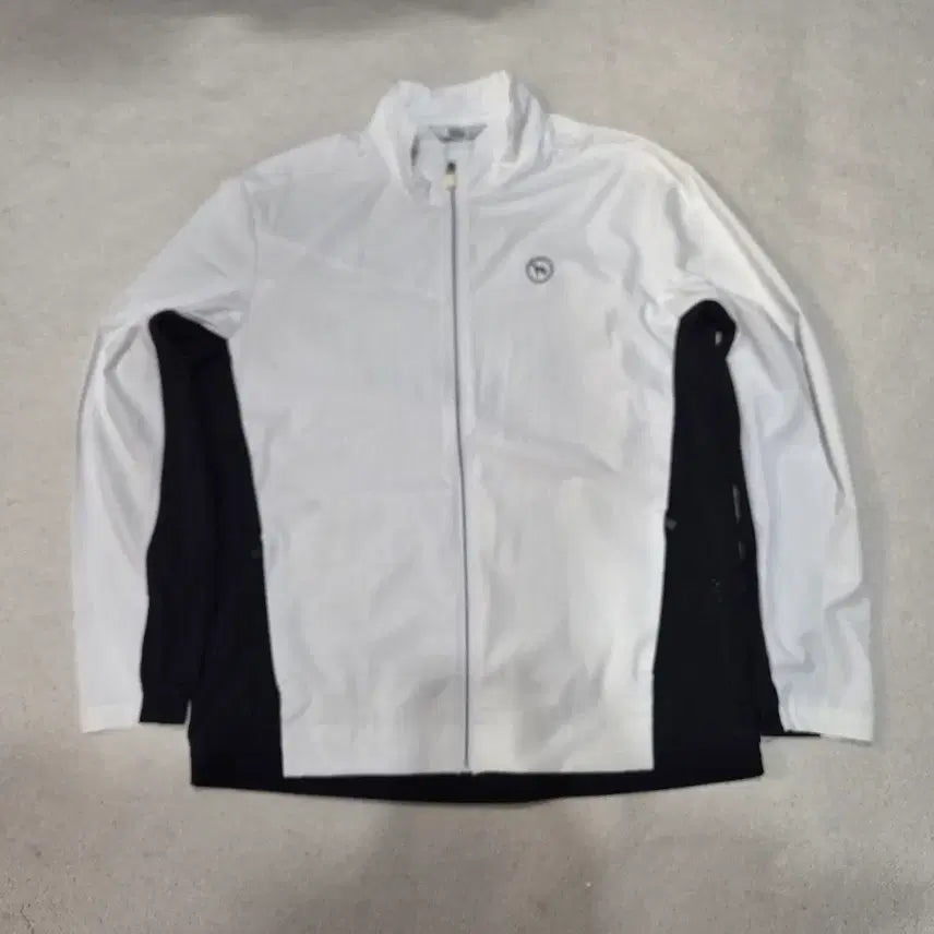 [BUNJANG] Adabat Windbreaker Size 110 / 아다바트  바람막이110