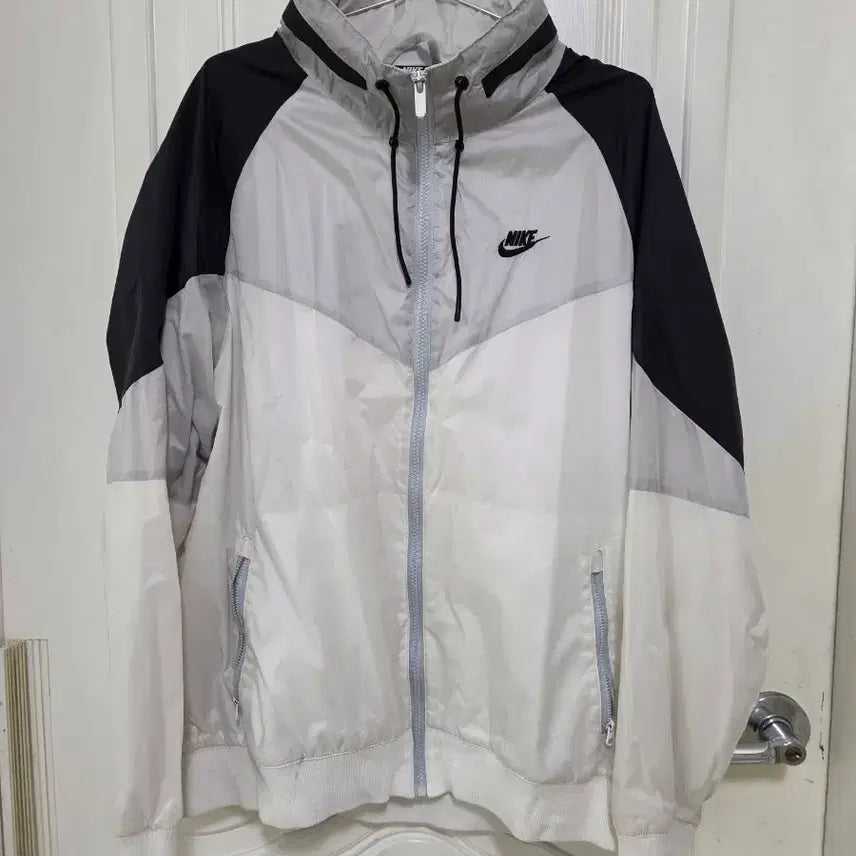 [BUNJANG] Nike Windrunner Jacket / 나이키 윈드러너 바람막이 XXL