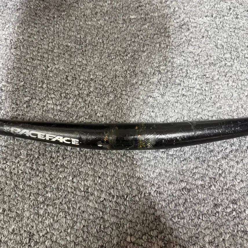 [BUNJANG] RaceFace Riser Bar MTB 750mm 35mm Clamp / 레이스페이스 라이저바 mtb