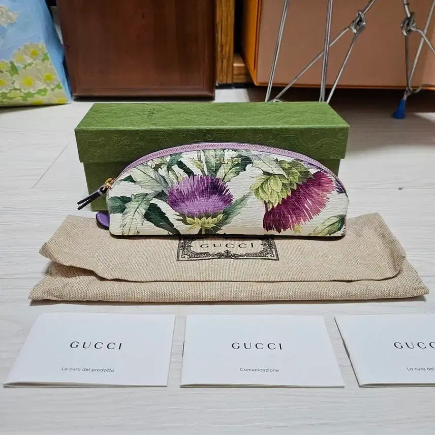 [BUNJANG] Gucci Flora Leather Logo Pencil Case / (새상품) 구찌 플로라 레더 로고 필통 케이스 (정품 100%)