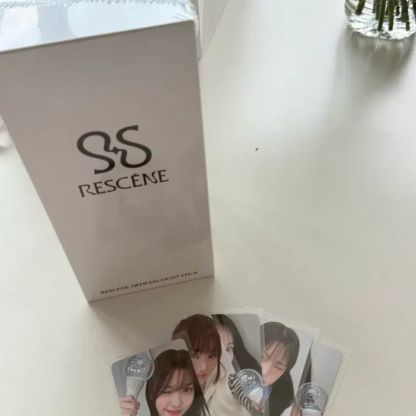 [BUNJANG] Ressene Lightstick Sealed Photocard Bundle Set / 리센느 응원봉 미개봉 포카포함
