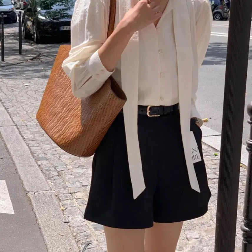 [BUNJANG] Tie Scarf Blouse for Wedding Guests / 하객룩 타이 스카프 블라우스