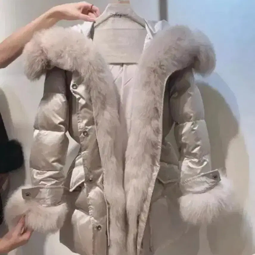 [BUNJANG] HAYES Saga Fox Fur Padded Parka / 헤이에스 사가폭스 퍼 패딩