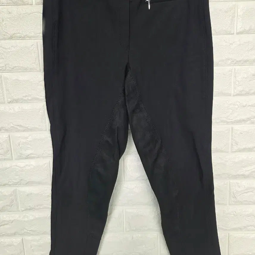 [BUNJANG] Pikeur Women's Full Patch Riding Breeches / 피커(Pikeur)의 여성용 풀패치 승마 바지