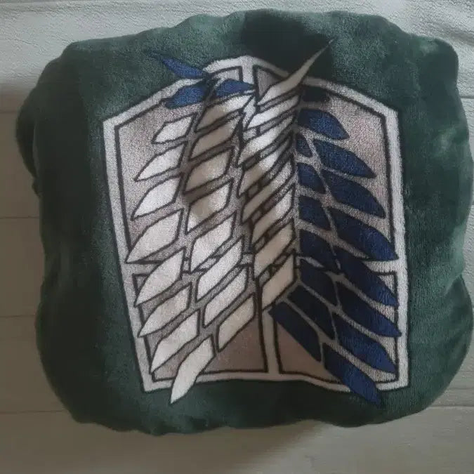 [BUNJANG] Frank Burger x Attack on Titan Cloak / 프랭크버거x진격거 망토