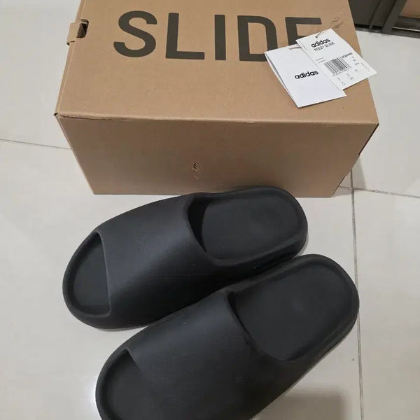 [BUNJANG] Adidas Yeezy Slide Onyx 275 / 이지슬라이드 오닉스 275