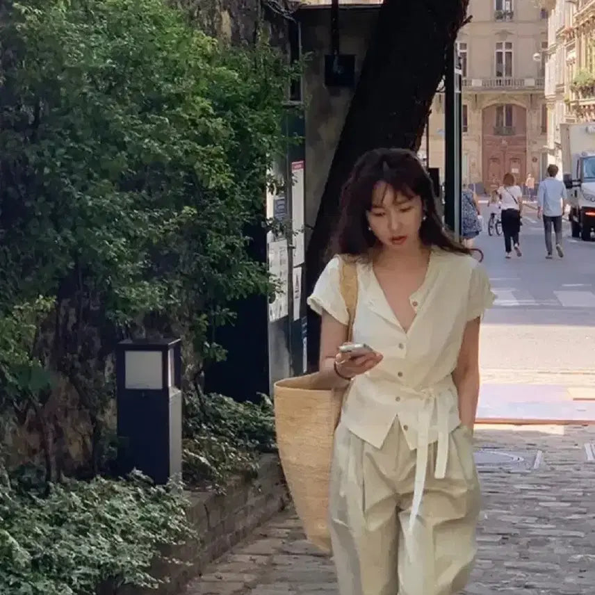 [BUNJANG] Maybe Baby Cream Blouse / (free)메이비베이비 크림 블라우스