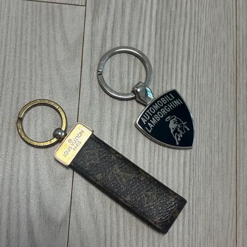 [BUNJANG] Louis Vuitton & Lamborghini Keyring Bundle Set / 루이비통 람보르기니 키링 일괄
