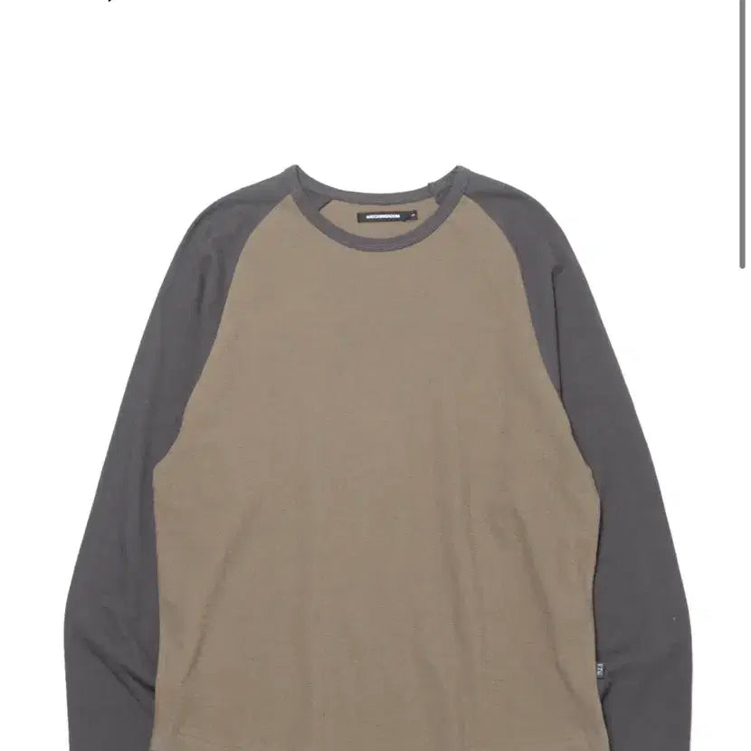 [BUNJANG] Haechiroom Raglan Tee Moss Charcoal/Desert Size 4 / 해칭룸 래글런 티 모스 차콜/데저트 4사이즈