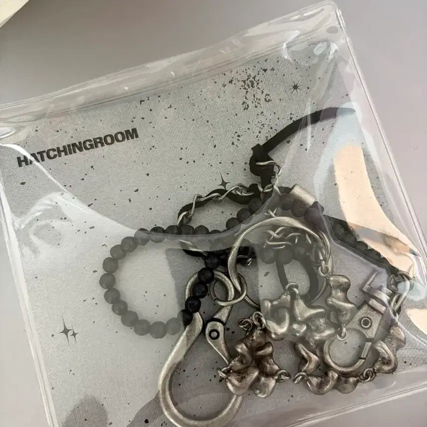 [BUNJANG] Hatching Room Melting Keychain / 해칭룸 멜팅 키체인 새상품