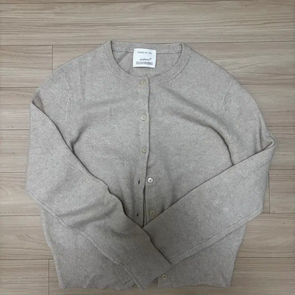 [BUNJANG] Shine On You Cashmere Basic Cardigan Oat M / 샤인온유 캐시미어 베이직 가디건 Oat M