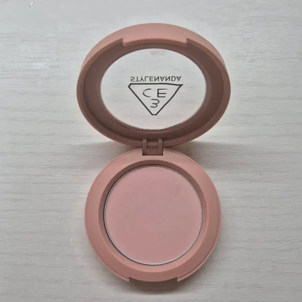 [BUNJANG] Bundle Cosmetics: Peripera, Colorgram, Clio, 3CE, Etude, Lilybyred, The Saem, VDL, T'else, Blancdiva / 화장품 일괄 양도 봄웜 쿠션 페리페라 컬러그램 클리오 섀도우 팔레트 블러셔