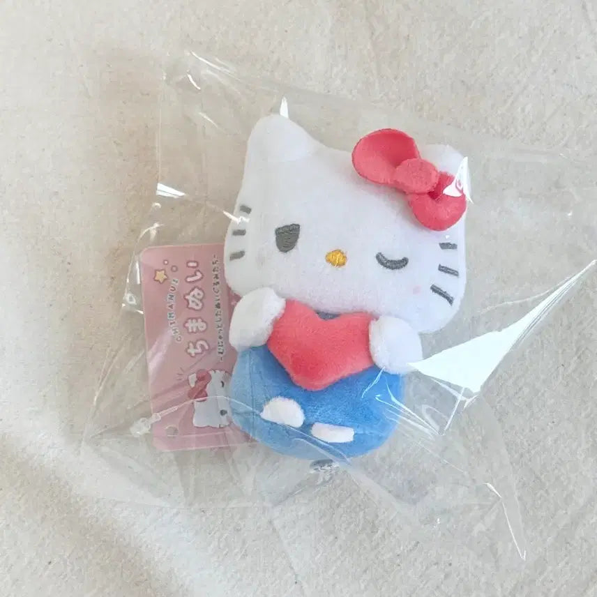 [BUNJANG] Hello Kitty Chaltchali Mini Doll Authentic New / 헬로키티 찰찰이 미니인형 정품 새상품