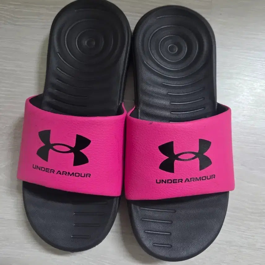 [BUNJANG] Under Armour Pink Slides / 언더아머 슬리퍼 220