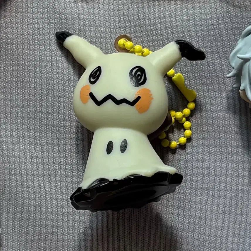 [BUNJANG] Pokemon Mimikyu Figure Keychain / 포켓몬스터 피규어 키링 따라큐