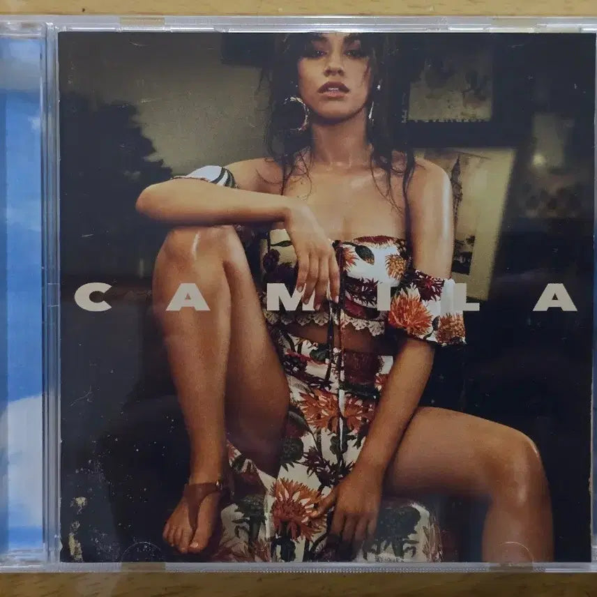 [BUNJANG] Camila Cabello Camila CD / CD 음반 Camila Cabello 카밀라 카베오 - Camila