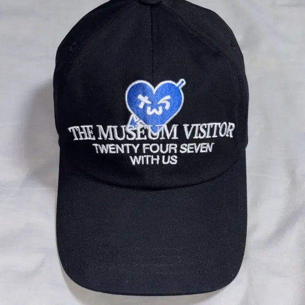 [BUNJANG] TWS The Museum Visitor Collaboration Limited Edition Cap / 투어스 한정판 모자 더뮤지엄비지터 콜라보