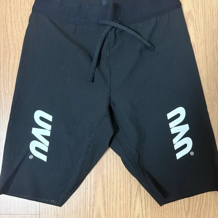 [BUNJANG] Uvu Half Tights 2.0 Black / Uvu 하프타이즈 2.0 s