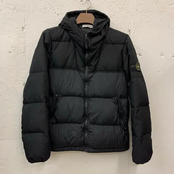 [BUNJANG] Stone Island Black Padded Jumper / 스톤아일랜드 블랙 패딩 점퍼