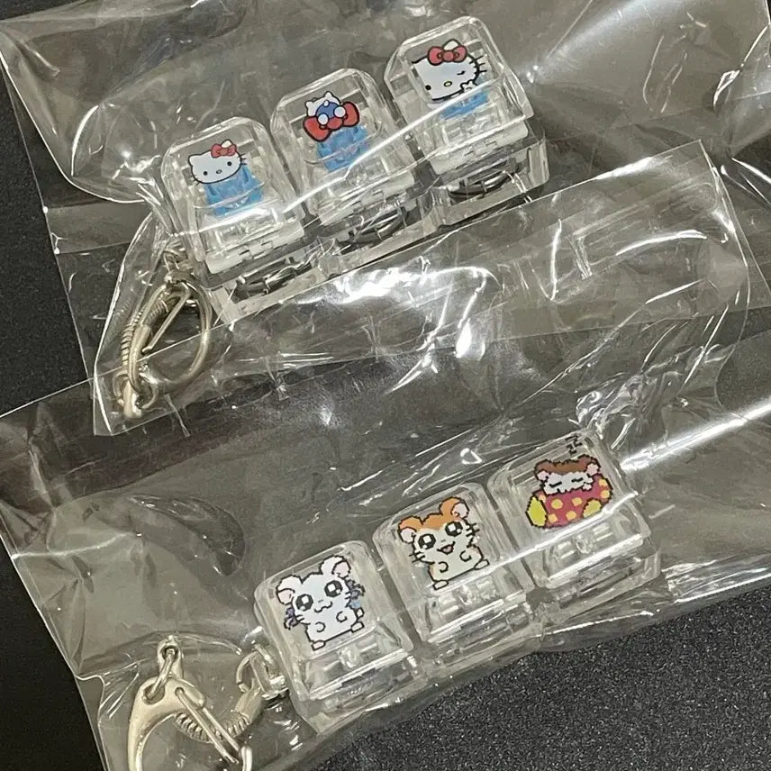 [BUNJANG] Hello Kitty & Hamtaro Keycap Keyring / 헬로키티/햄토리 키캡 키링