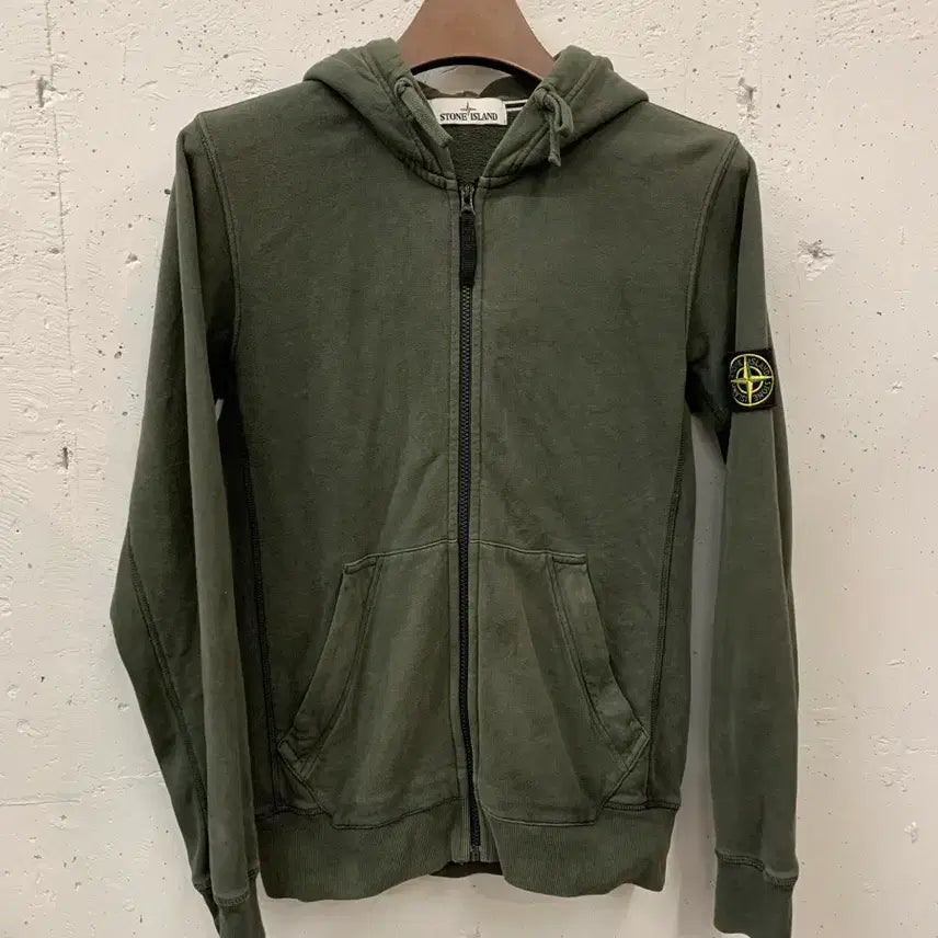[BUNJANG] Stone Island Hooded Zip-Up Olive / 스톤아일랜드 후드집업 올리브