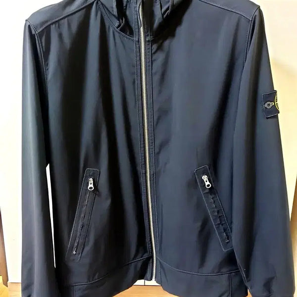 [BUNJANG] Stone Island Light Soft Shell-R XL / 스톤아일랜드 라이트 소프트쉘-R