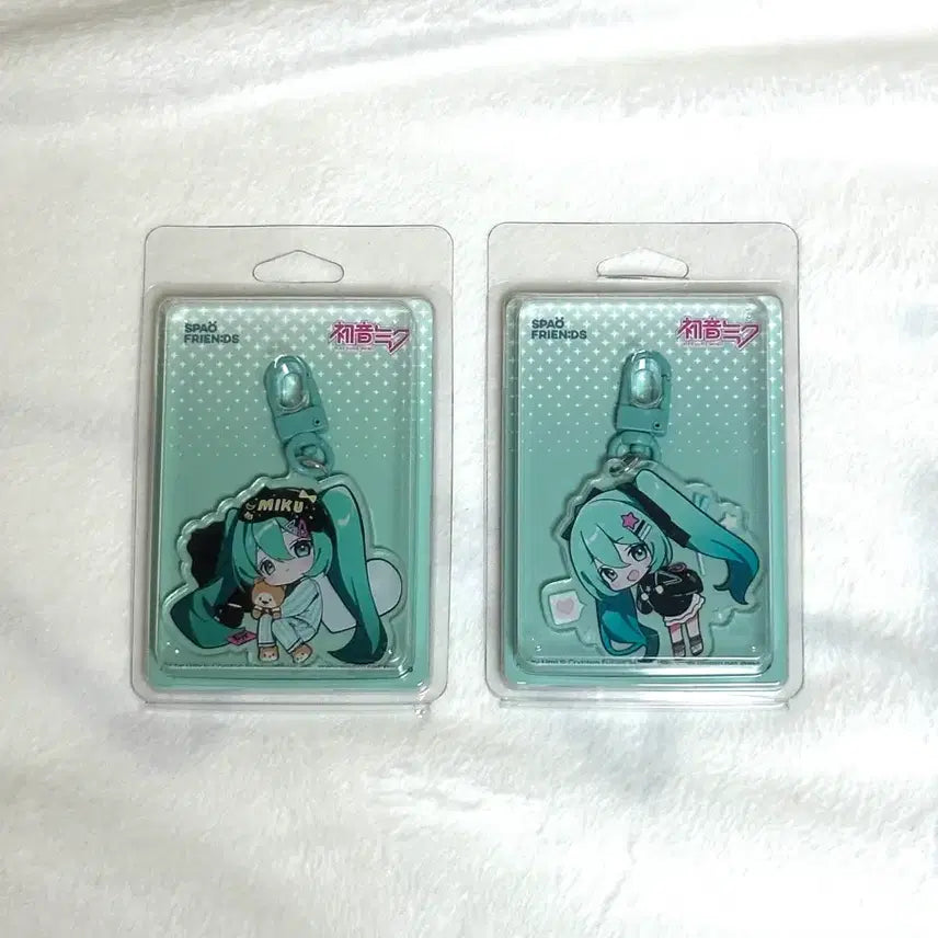 [BUNJANG] Hatsune Miku SPAO Collaboration Keyring (Sealed) / 하츠네 미쿠 스파오 콜라보 키링 미개봉