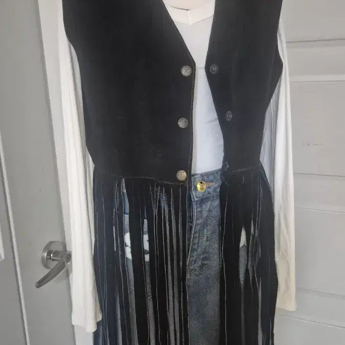 [BUNJANG] Suede Fringe Vest Black / 스웨이드 프린지 조끼 블랙