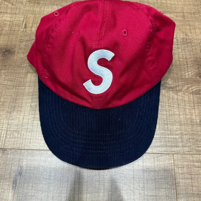 [BUNJANG] Supreme S Logo Corduroy Brim Cap (Red/Navy) / 슈프림 S로고 코듀로이 챙 캡 (레드/네이비)