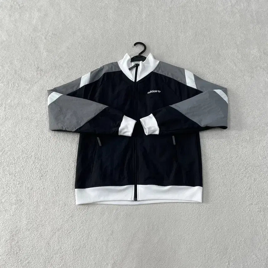 [BUNJANG] Adidas Beckenbauer Track Top Windbreaker Jacket L / L 아디다스 베켄바우어 트랙탑 바람막이 윈드자켓 100