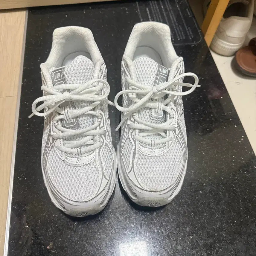 [BUNJANG] New Balance Sneakers / 뉴발란스 신발 판매! 네고가능