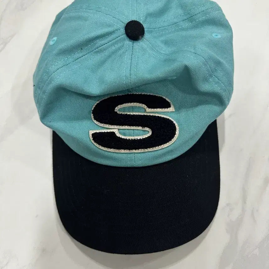 [BUNJANG] Stussy Big S Logo Two-Tone Snapback Cap (Mint/Black) / 스투시 빅 S 로고 투톤 스냅백 캡 (민트/블랙)