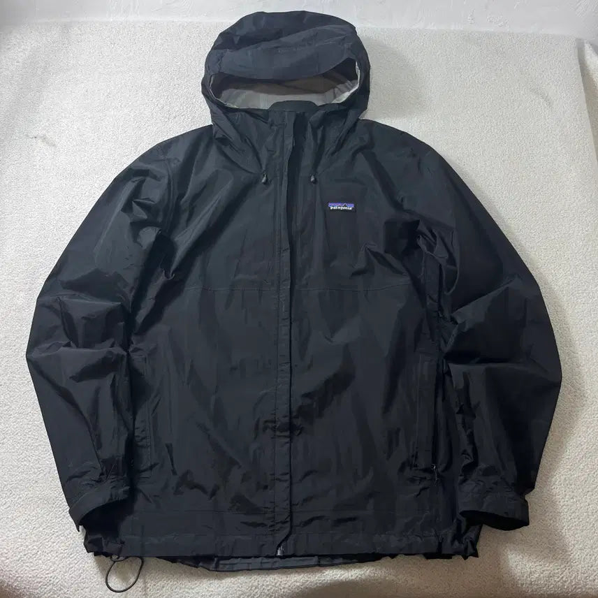 [BUNJANG] Patagonia Torrentshell 3L Rain Jacket Black L / 105 파타고니아 토렌쉘 3L 레인 바람막이 자켓 블랙 #580