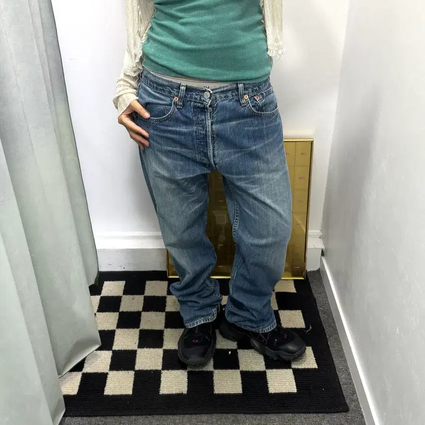 [BUNJANG] Levi's 501 Medium Wash Denim Pants / 리바이스501 중청 데님팬츠