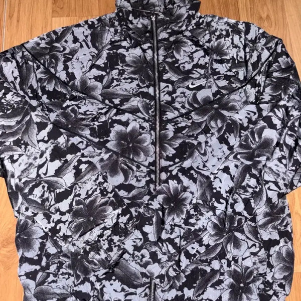 [BUNJANG] Nike Floral Zip-Up Jacket Black / 나이키 플로럴 집업 자켓 블랙